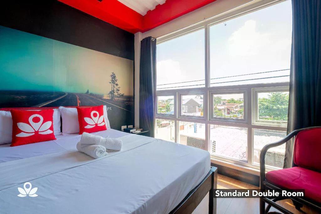 Sabel Travelers Inn Laoag Eksteriør bilde